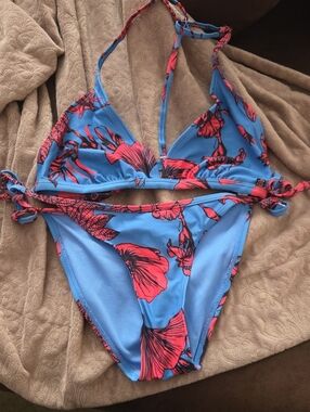 La Vie En Rose Blue and Red Bikini